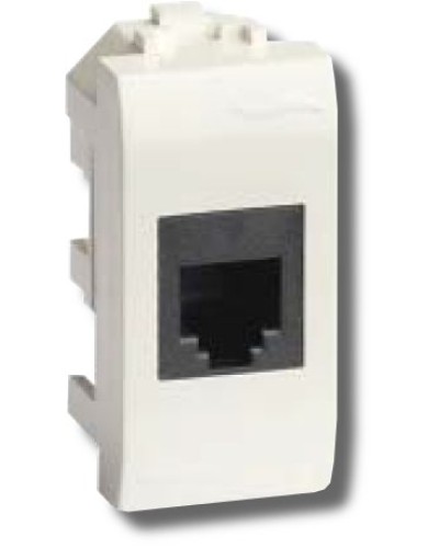 Розетка RJ-45 Brava 1 модуль белая (76457B): Розетка компьютерная экранированная с одним разъёмом в Туле